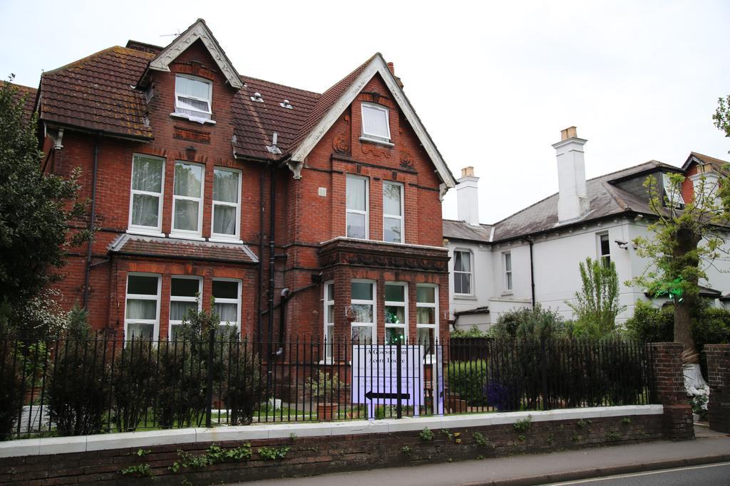 A Gosport Inn Exterior photo